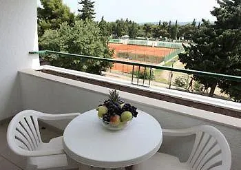 Stafileo Hotell 3*