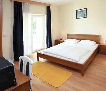 Stafileo Hotell